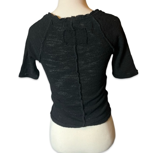 Free People We. The. Free Women’s Inside Out Distressed Hem Knitted Black Tee - Picture 10 of 11